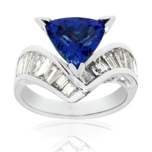 TANZANITE & DIAMOND RING