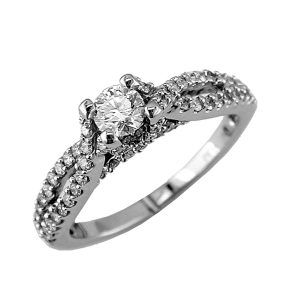 DIAMOND ENGAGEMENT RING