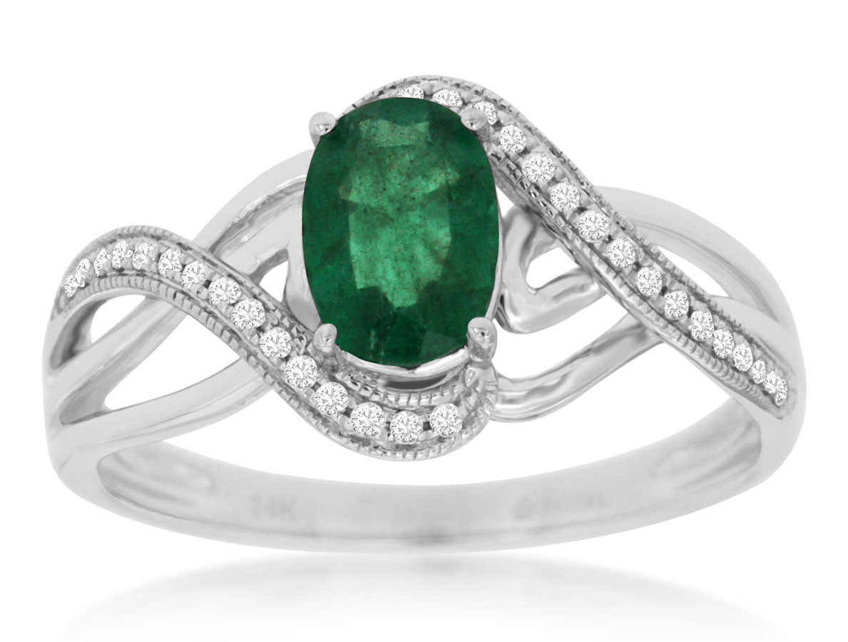 EMERALD & DIAMOND RING