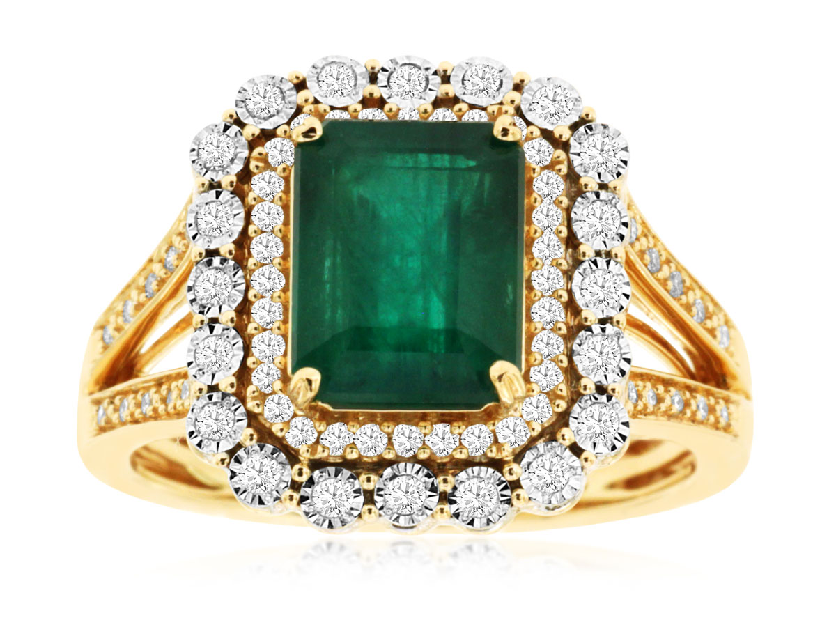 EMERALD & DIAMOND RING