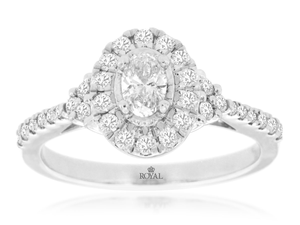 DIAMOND ENGAGEMENT RING