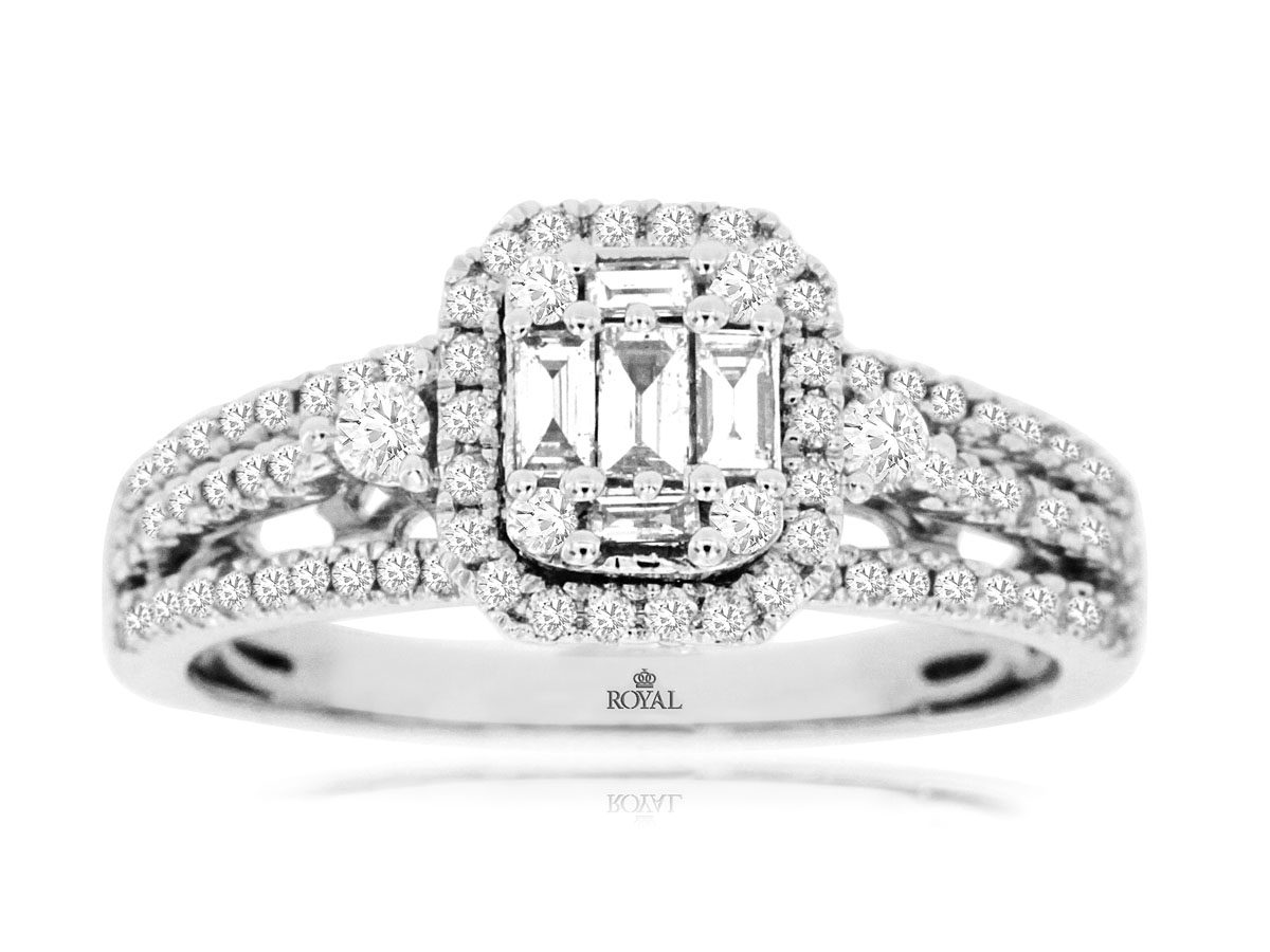 DIAMOND ENGAGEMENT RING