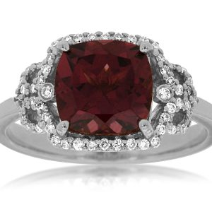 GARNET & DIAMOND RING