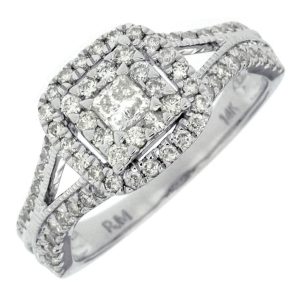 DIAMOND ENGAGEMENT RING