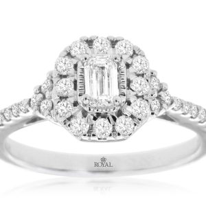 DIAMOND ENGAGEMENT RING