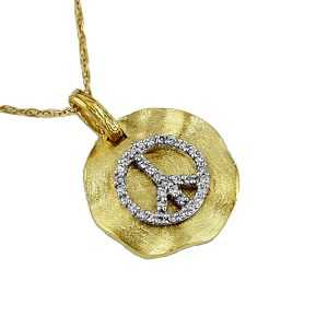 DIAMOND PENDANT