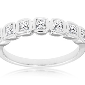 DIAMOND WEDDING BAND