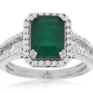 EMERALD & DIAMOND RING