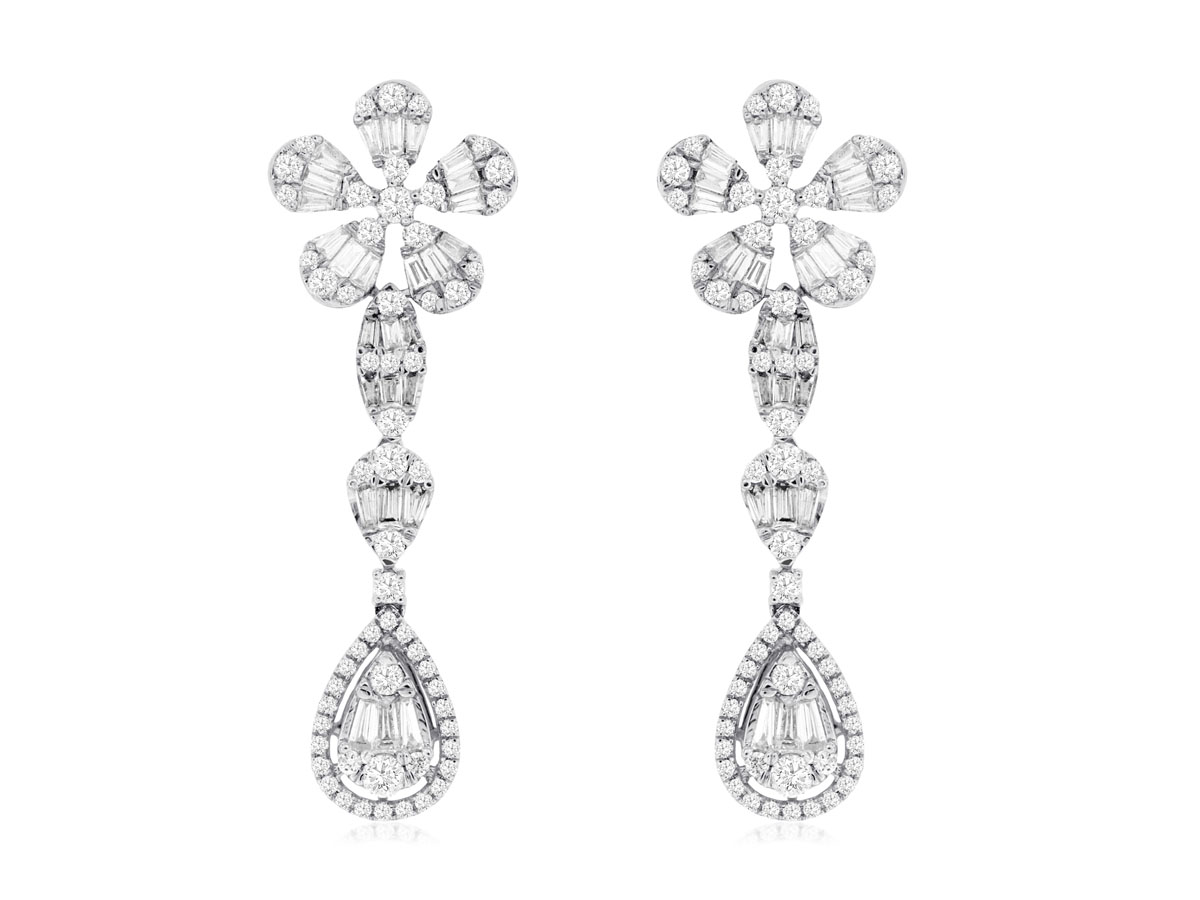 DIAMOND EARRING