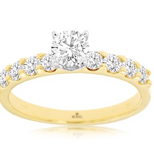 DIAMOND ENGAGEMENT RING