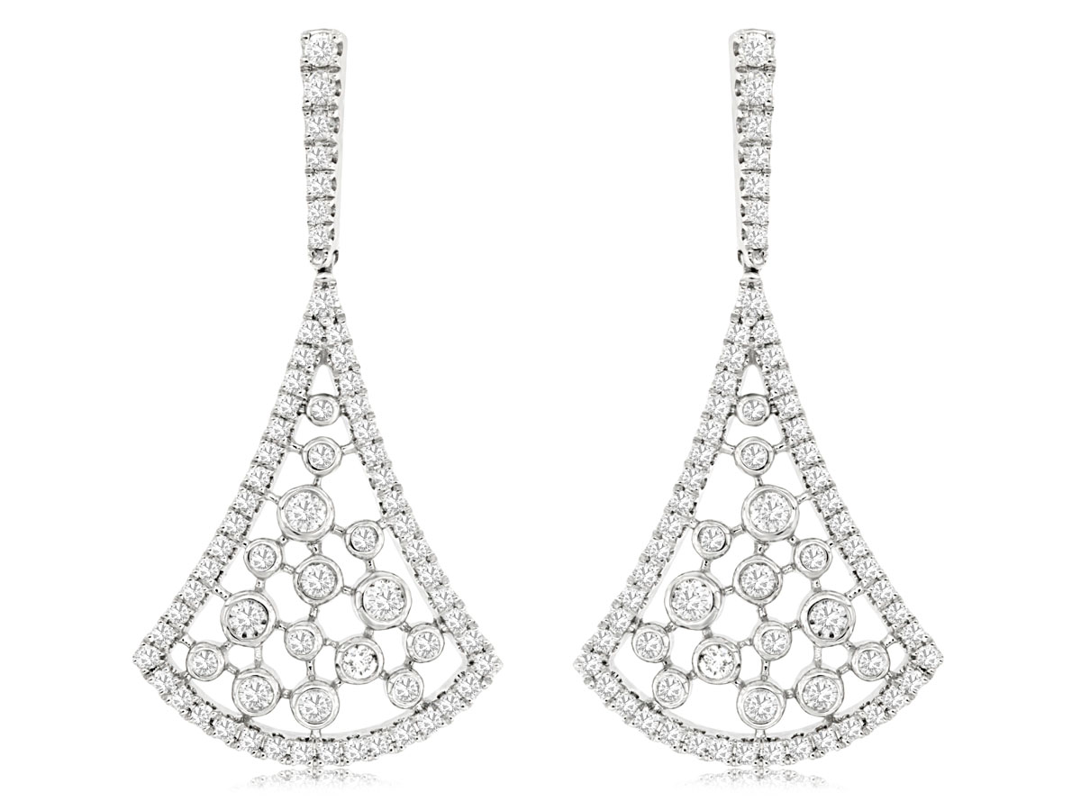 DIAMOND EARRING