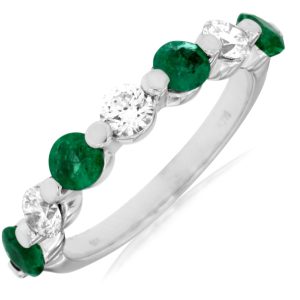 EMERALD & DIAMOND RING