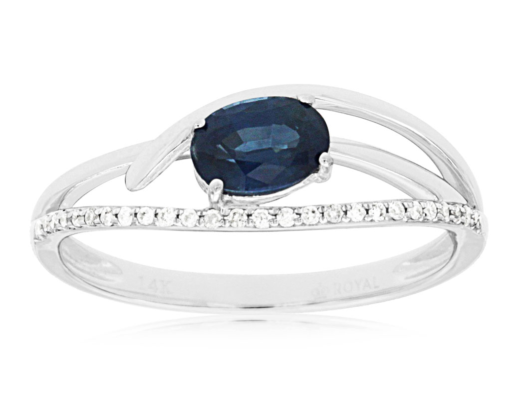 SAPPHIRE & DIAMOND RING