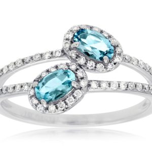 AQUAMARINE & DIAMOND RING