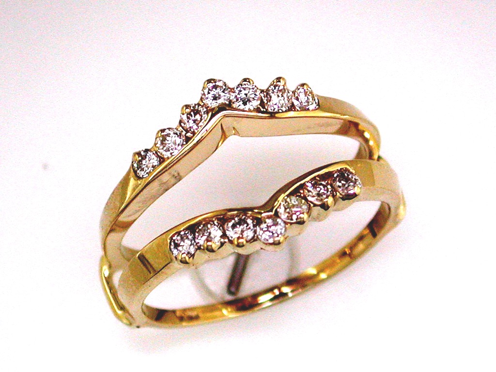 DIAMOND INSERT RING