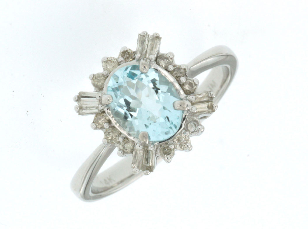 AQUAMARINE & DIAMOND RING
