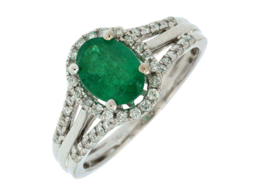 EMERALD & DIAMOND RING