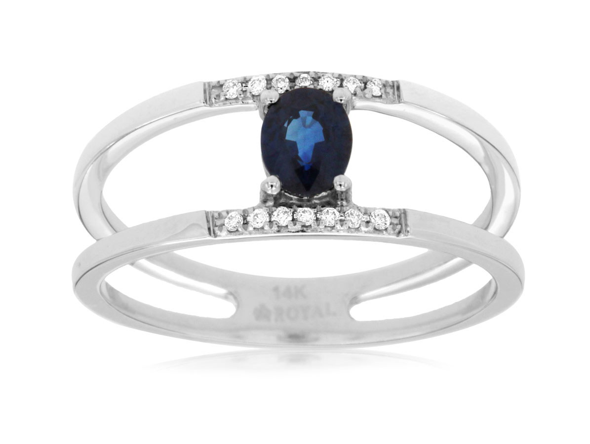 SAPPHIRE & DIAMOND RING