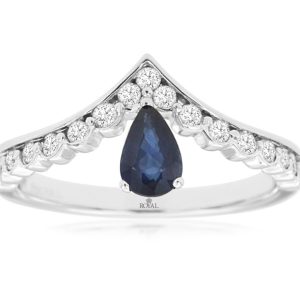 SAPPHIRE & DIAMOND RING