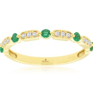 EMERALD & DIAMOND RING