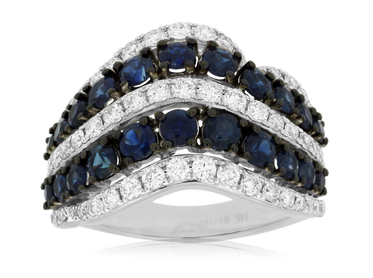 SAPPHIRE & DIAMOND RING