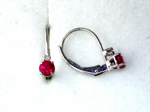 RUBY EARRING