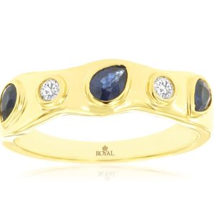 SAPPHIRE & DIAMOND RING