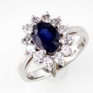 SAPPHIRE & DIAMOND RING