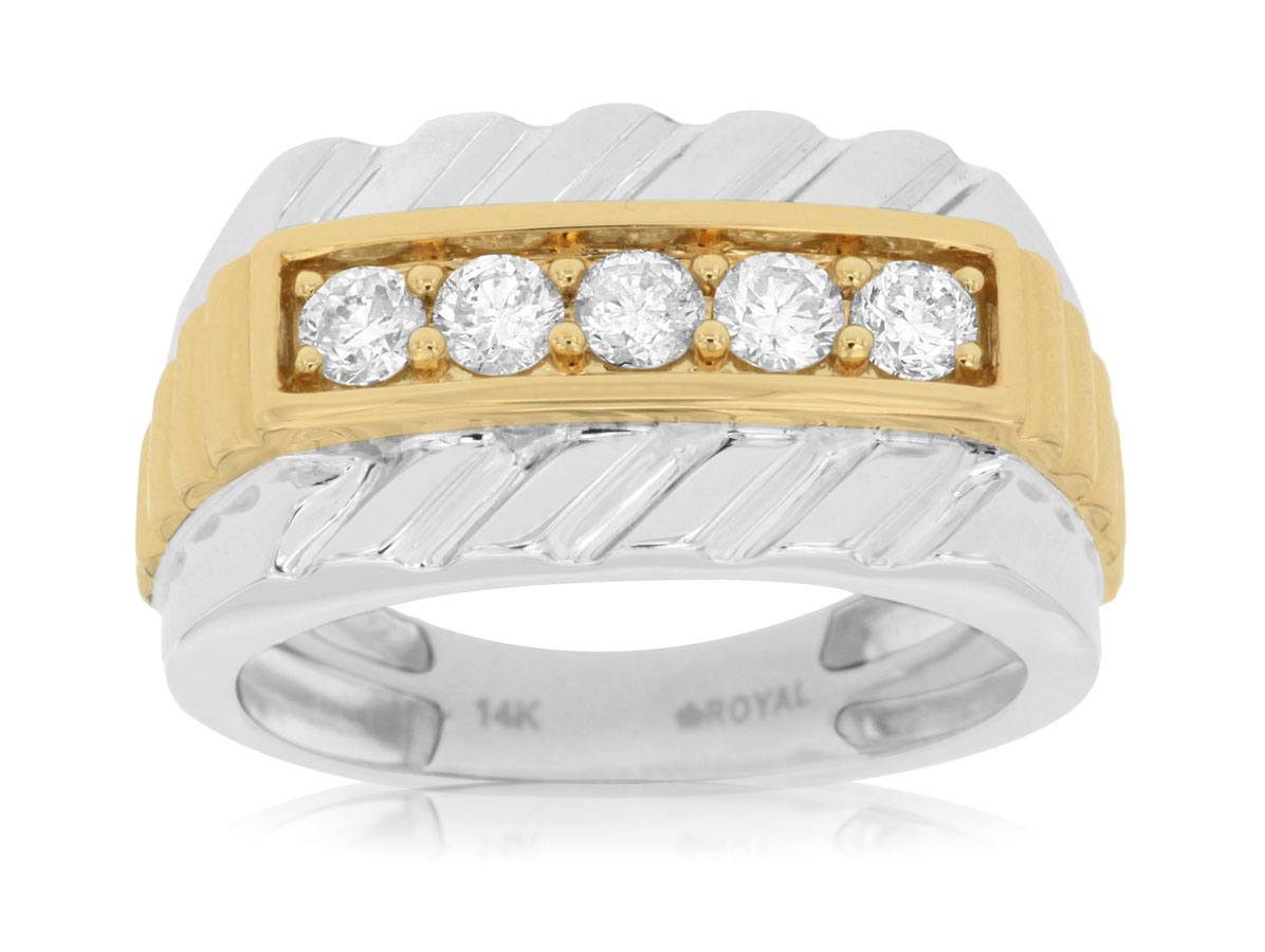 MEN'S DIAMOND RING