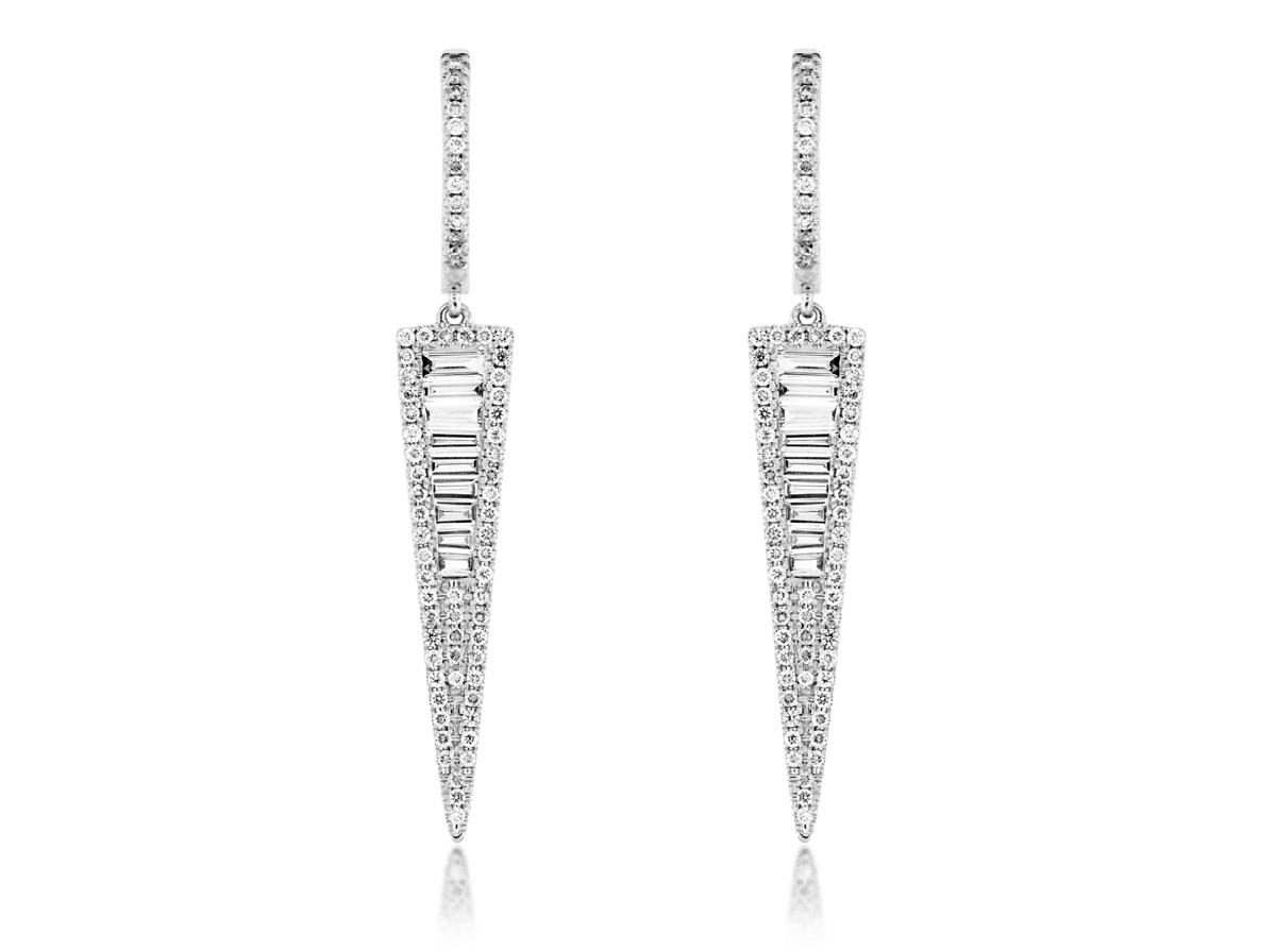 DIAMOND EARRING