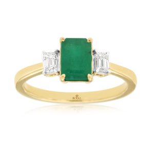 EMERALD & DIAMOND RING