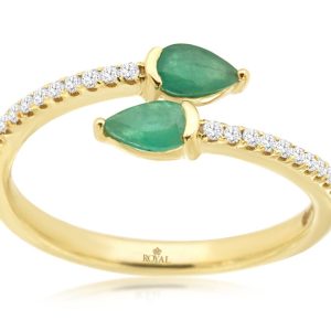 EMERALD & DIAMOND RING