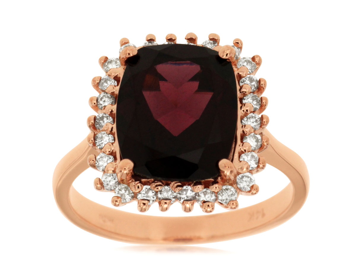 GARNET & DIAMOND RING