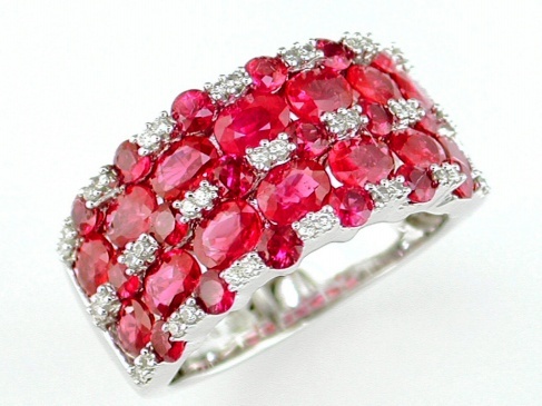RUBY & DIAMOND RING