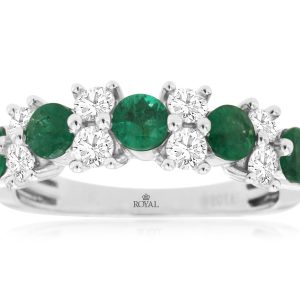 EMERALD & DIAMOND RING
