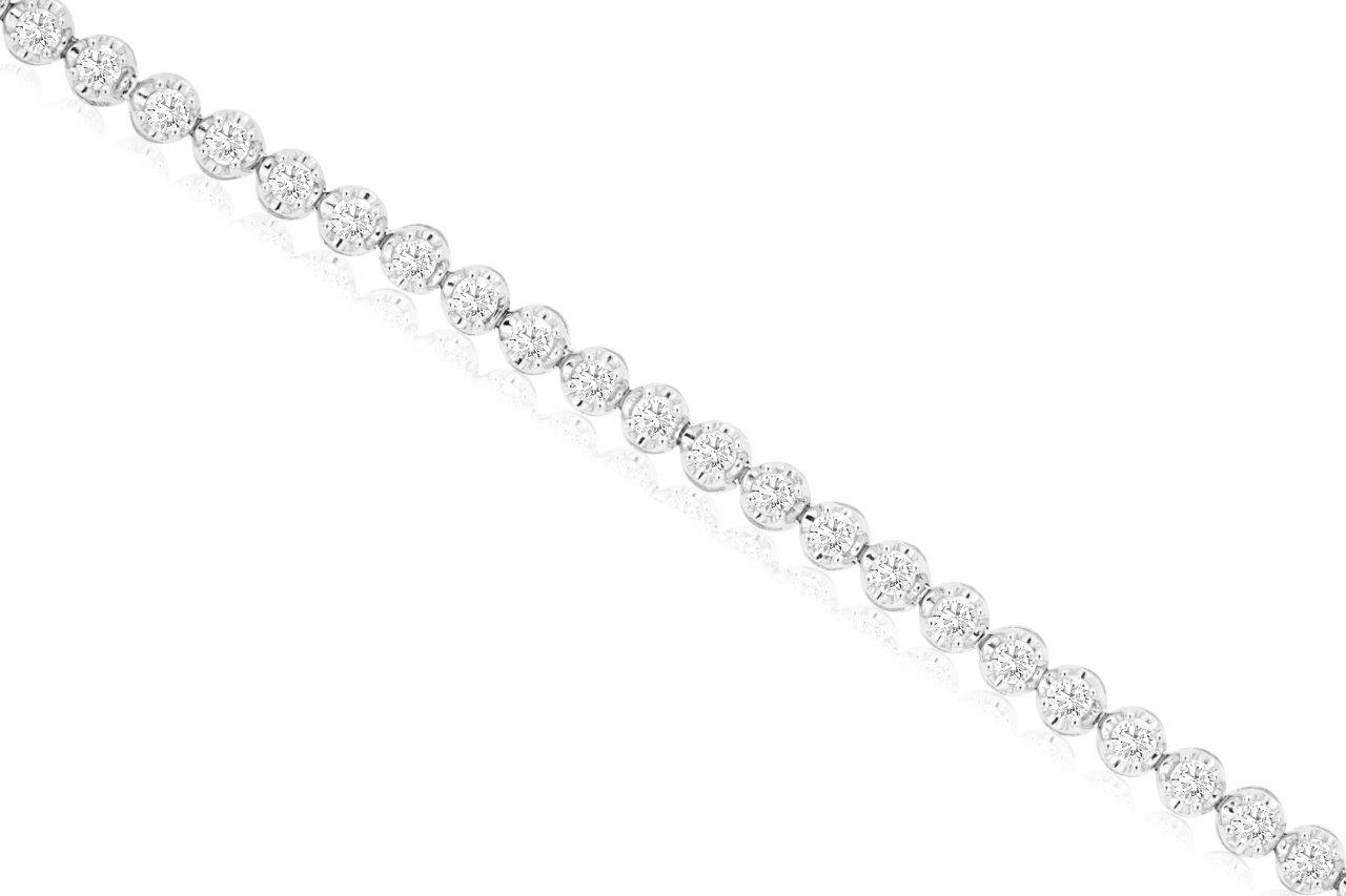 DIAMOND BRACELET HALFWAY