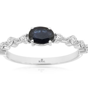 SAPPHIRE & DIAMOND RING