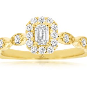 DIAMOND ENGAGEMENT RING