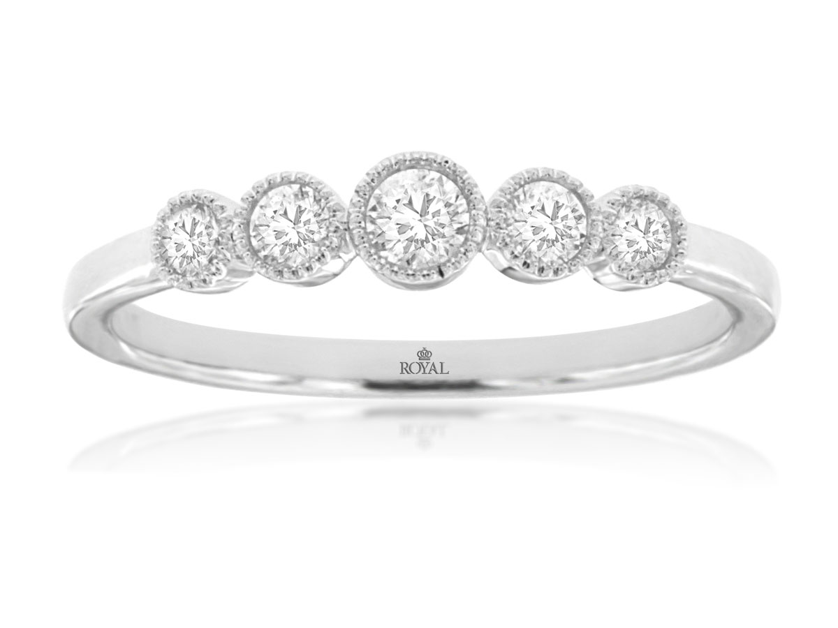 DIAMOND WEDDING BAND