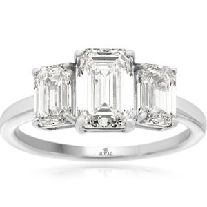 LAB GROWN DIAMOND 3 STONE RING