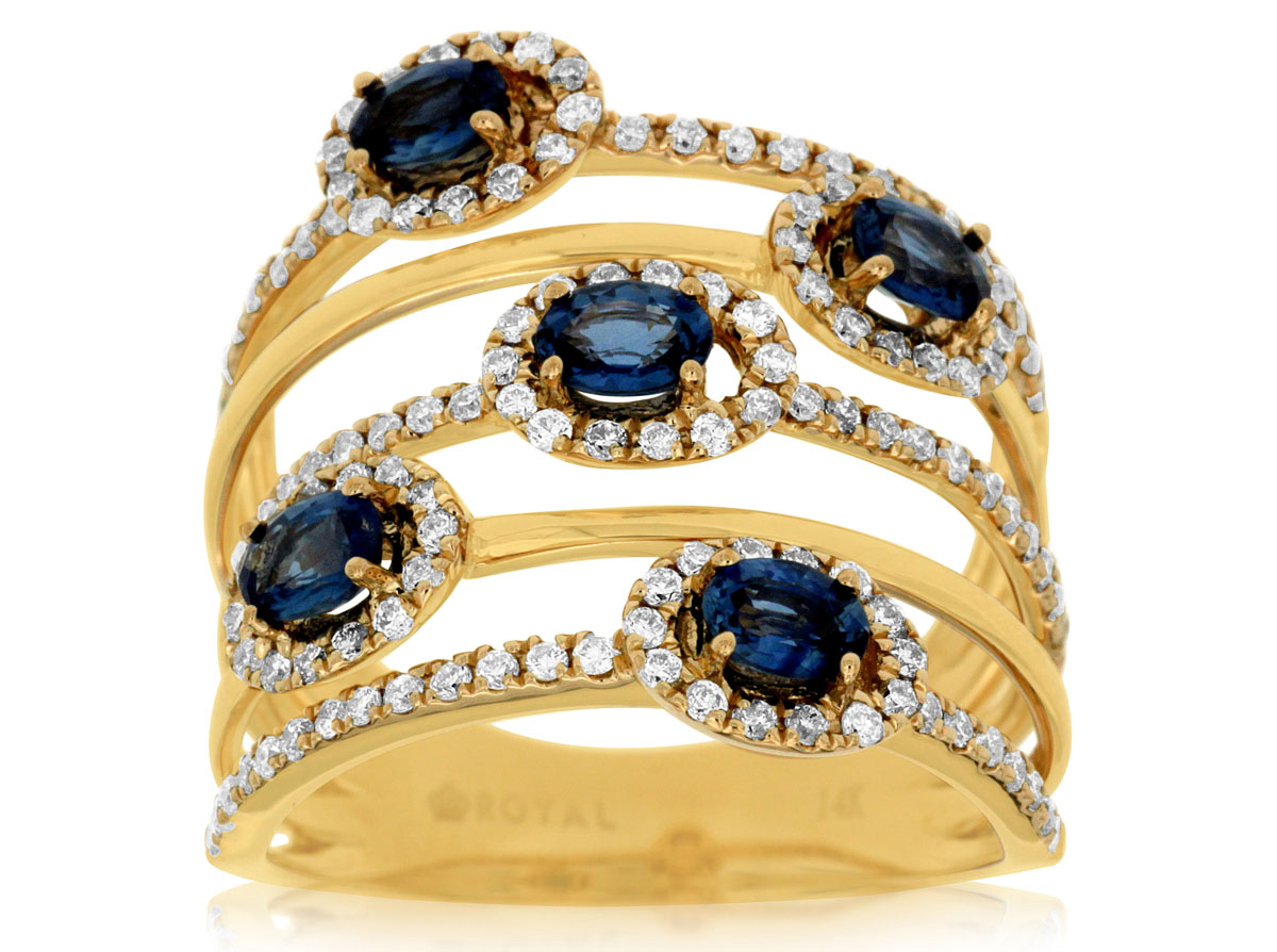 SAPPHIRE & DIAMOND RING