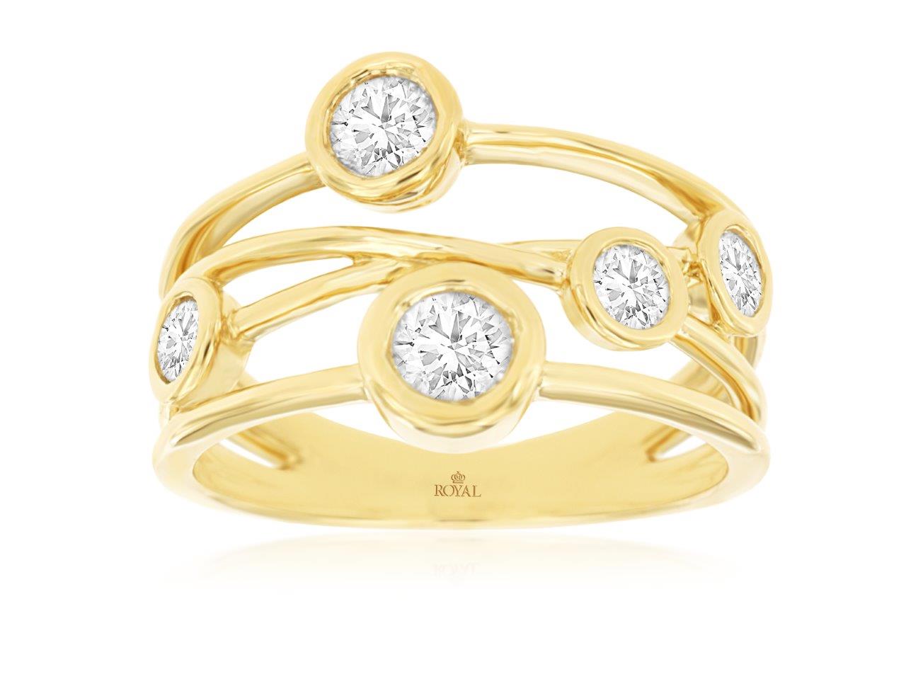 LADIES' DIAMOND RING