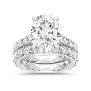 14K White Gold Lab Grown Diamond 8 Ct.Tw. Oval Shape Bridal Ring (Center 5 Ctw)