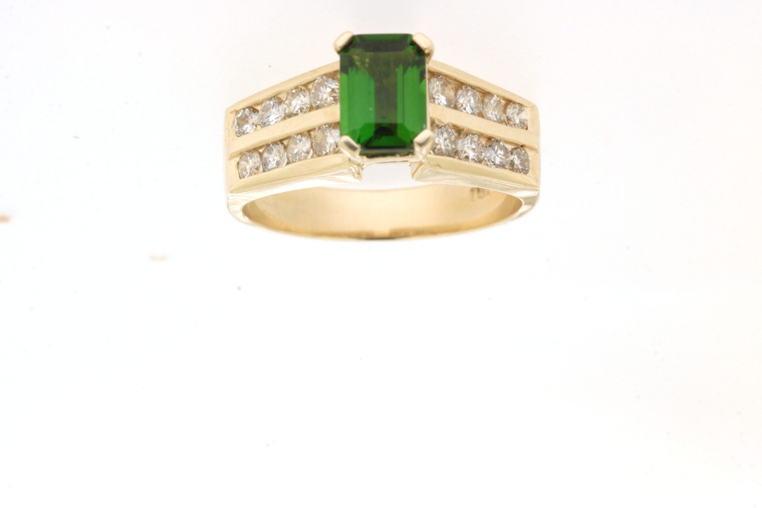RUSSALITE & DIAMOND RING