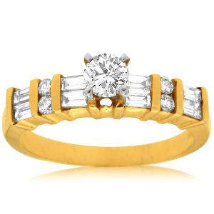 DIAMOND ENGAGEMENT RING