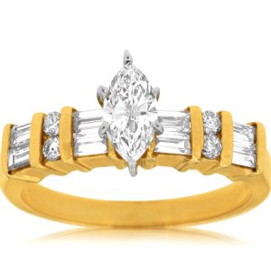 DIAMOND ENGAGEMENT RING