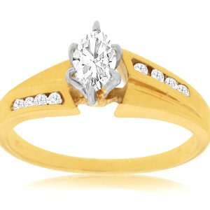 DIAMOND ENGAGEMENT RING