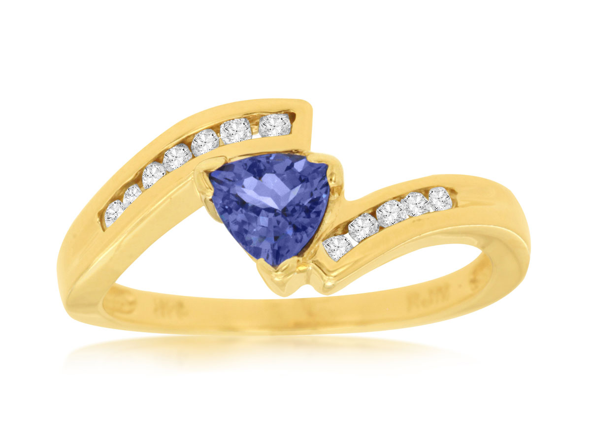 TANZANITE & DIAMOND RING