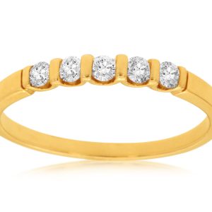 DIAMOND WEDDING BAND