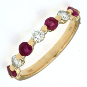 RUBY & DIAMOND RING